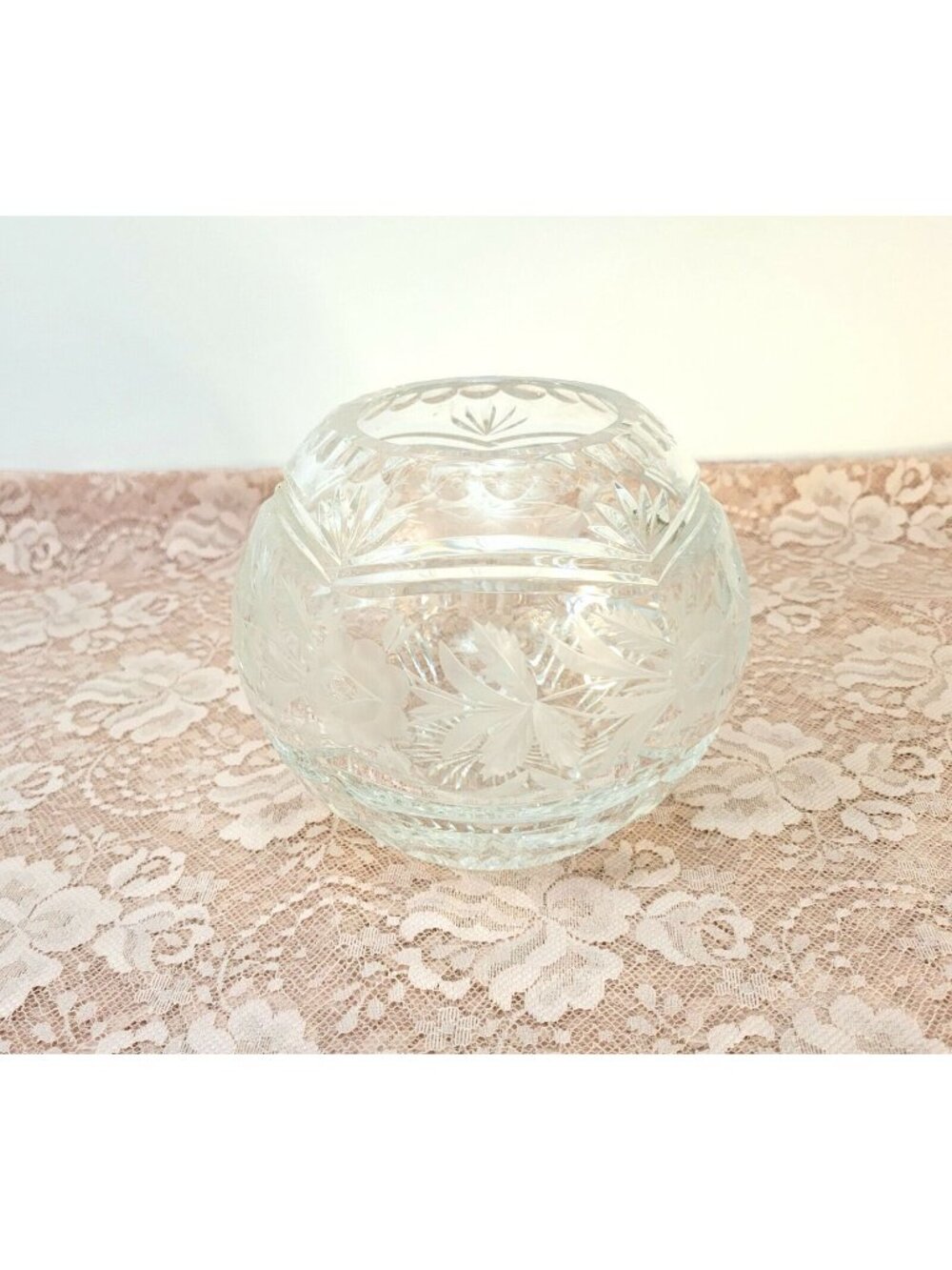 Round Cut Crystal Rose Bowl Vase 6" Diameter